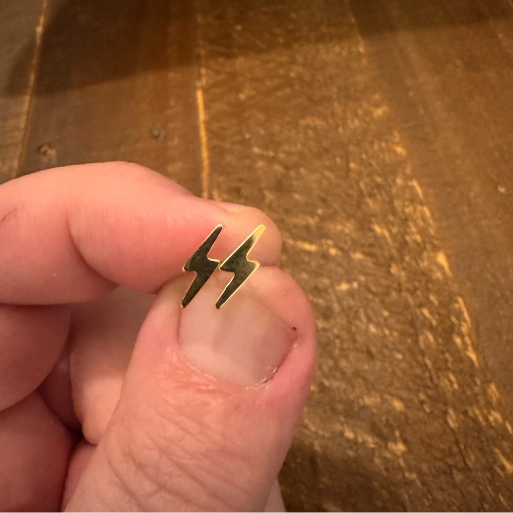 14K Gold Filled Lightning Bolt ⚡️ Earrings (backless)